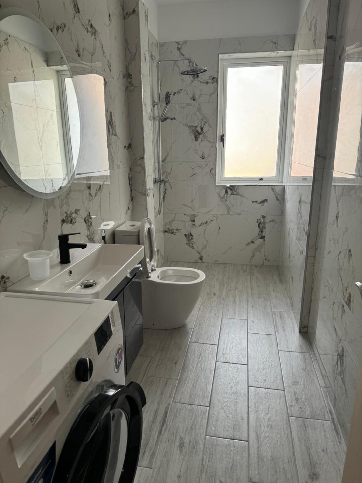 Drion Apartment Vlore Ngoại thất bức ảnh